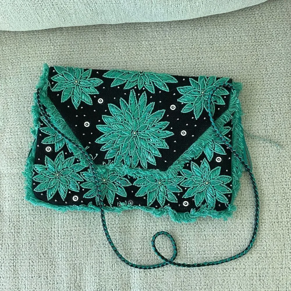 Satchel - Picture 2 of 4